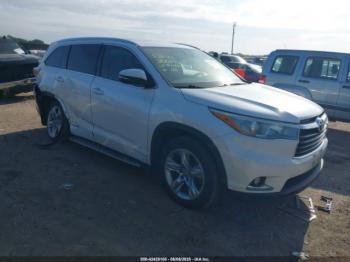  Salvage Toyota Highlander