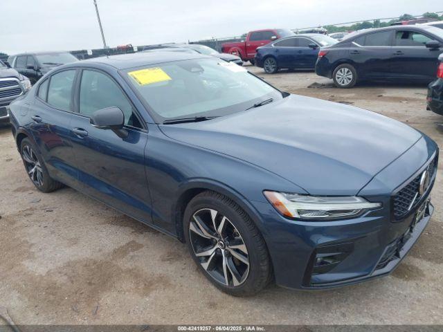  Salvage Volvo S60