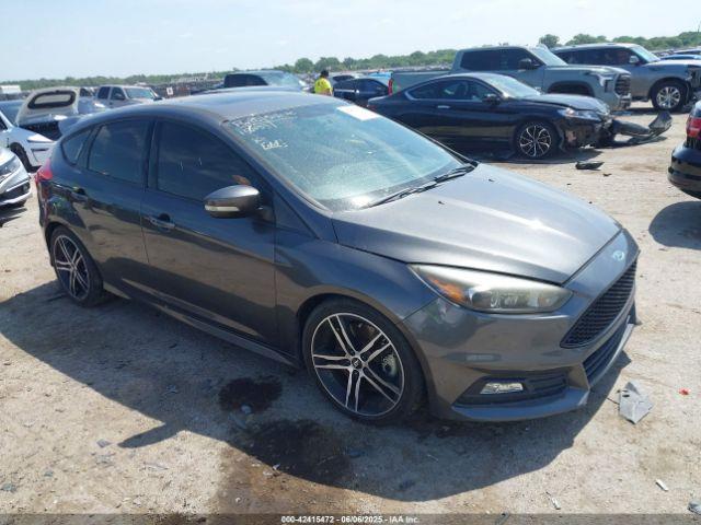  Salvage Ford Focus St
