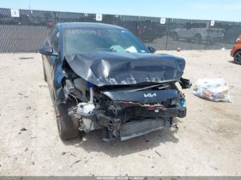  Salvage Kia Forte