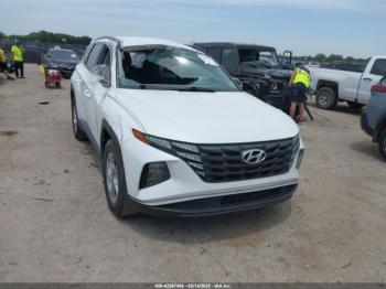  Salvage Hyundai TUCSON