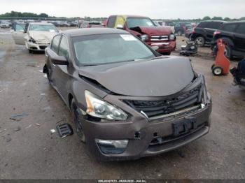  Salvage Nissan Altima
