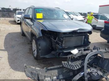  Salvage Volkswagen Atlas