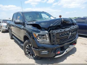  Salvage Nissan Titan
