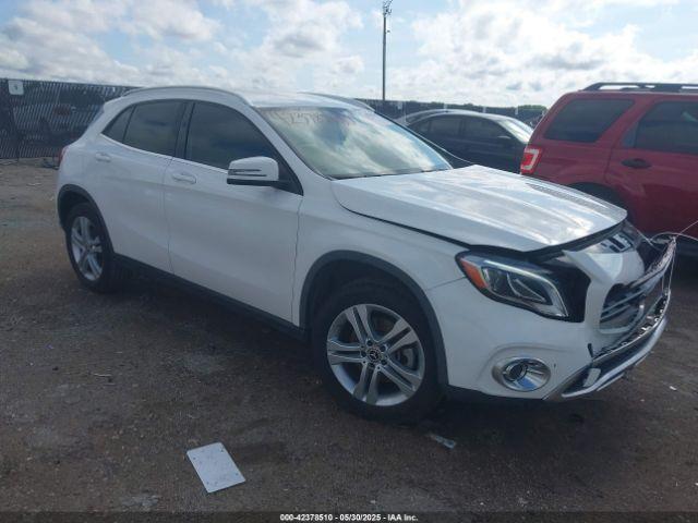  Salvage Mercedes-Benz GLA