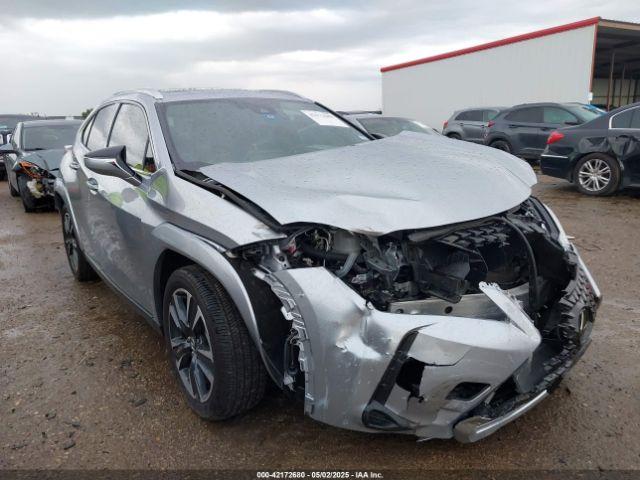  Salvage Lexus Ux