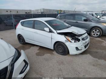  Salvage Hyundai ACCENT