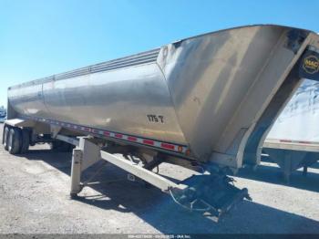  Salvage Mac Trailer Mfg Dump Trailer