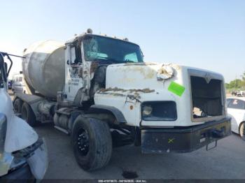  Salvage International 5600