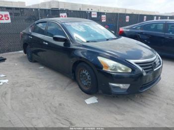  Salvage Nissan Altima