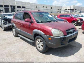  Salvage Hyundai TUCSON