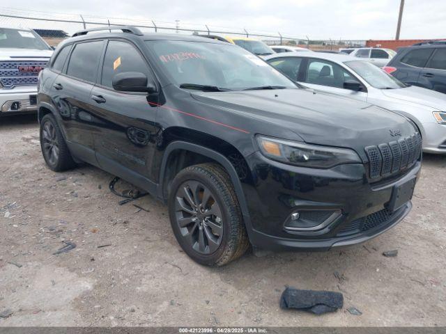  Salvage Jeep Cherokee
