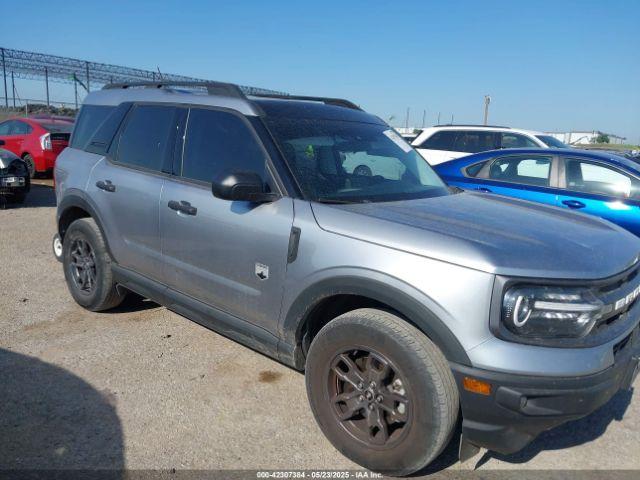  Salvage Ford Bronco