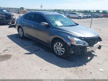  Salvage Nissan Altima