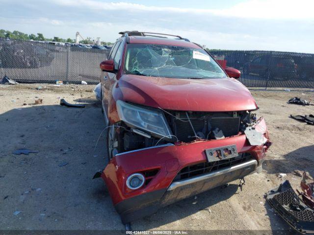 Salvage Nissan Pathfinder