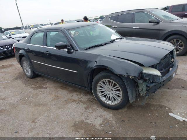  Salvage Chrysler 300