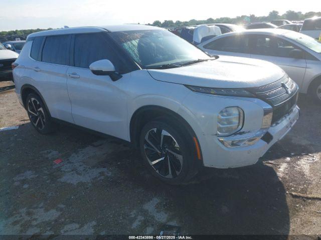  Salvage Mitsubishi Outlander