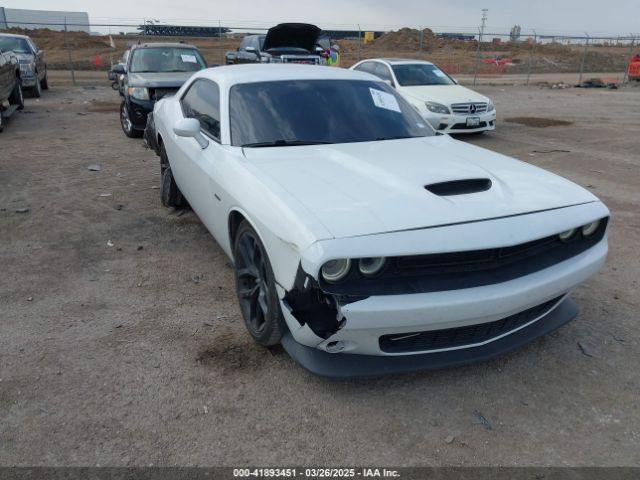  Salvage Dodge Challenger