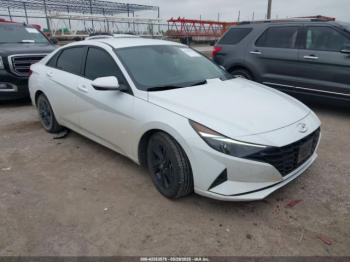  Salvage Hyundai ELANTRA