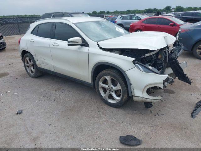  Salvage Mercedes-Benz GLA