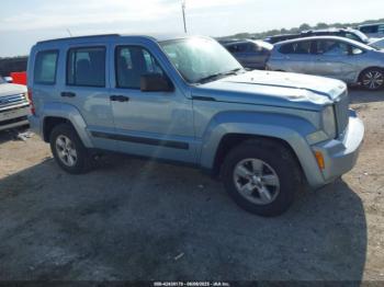  Salvage Jeep Liberty