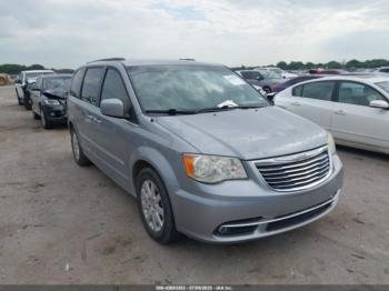  Salvage Chrysler Town & Country