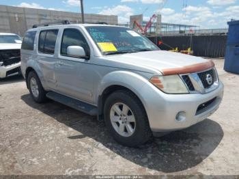  Salvage Nissan Pathfinder