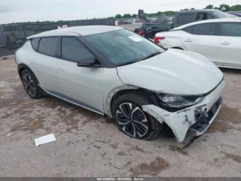  Salvage Kia EV6