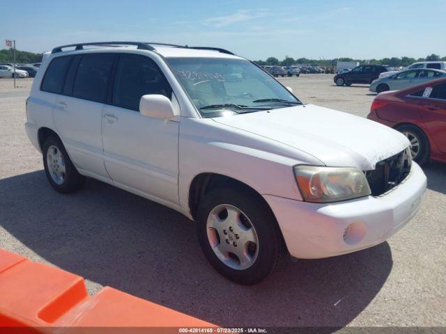  Salvage Toyota Highlander