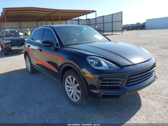  Salvage Porsche Cayenne
