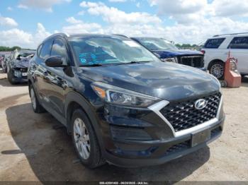  Salvage Hyundai TUCSON