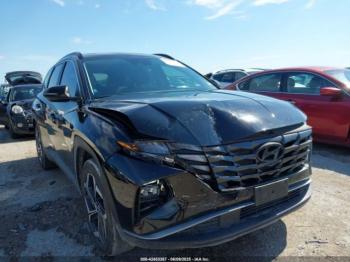  Salvage Hyundai TUCSON