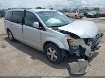  Salvage Dodge Grand Caravan