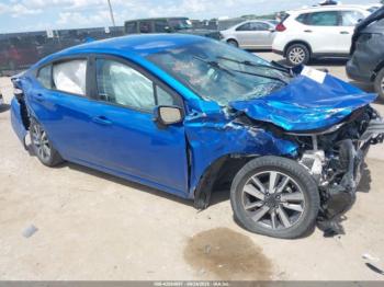  Salvage Nissan Versa