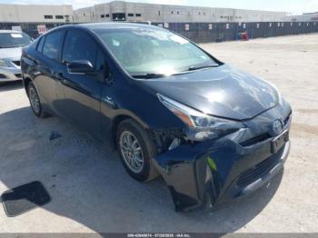  Salvage Toyota Prius