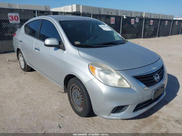  Salvage Nissan Versa