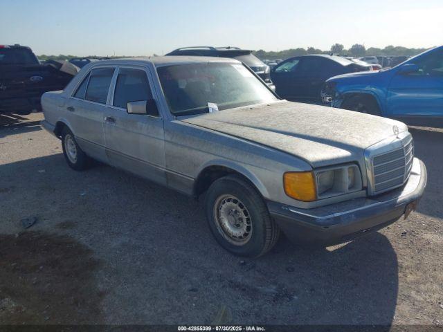  Salvage Mercedes-Benz 300
