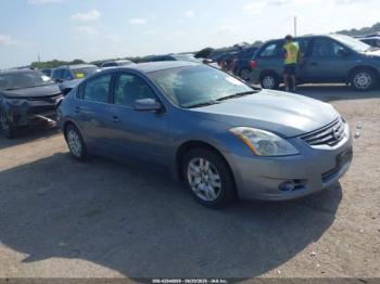  Salvage Nissan Altima