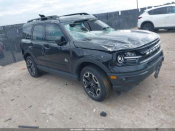  Salvage Ford Bronco