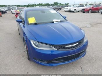  Salvage Chrysler 200