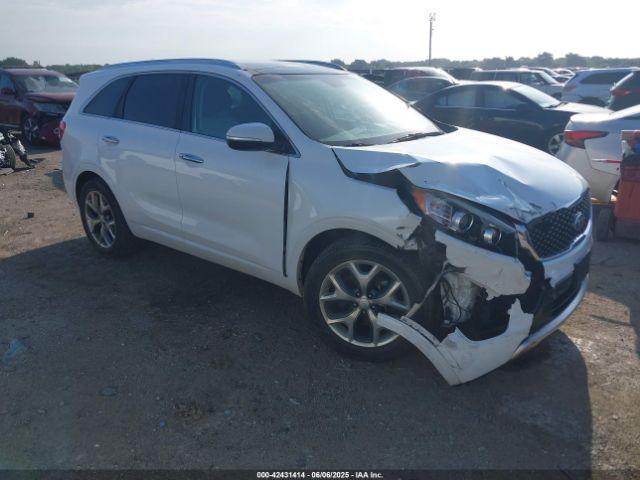  Salvage Kia Sorento