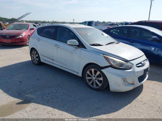  Salvage Hyundai ACCENT