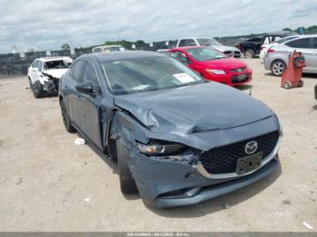  Salvage Mazda Mazda3
