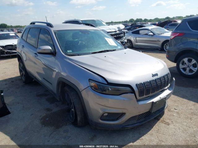  Salvage Jeep Cherokee