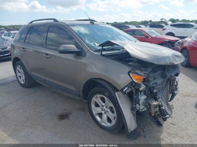 Salvage Ford Edge