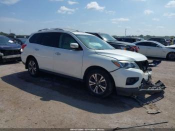  Salvage Nissan Pathfinder