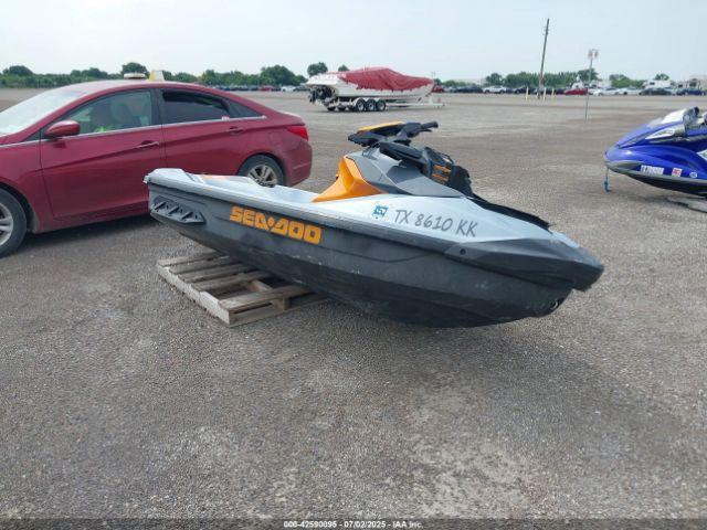  Salvage Sea-Doo Seadoo Gti