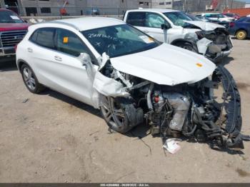  Salvage Mercedes-Benz GLA