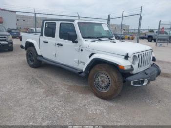  Salvage Jeep Gladiator