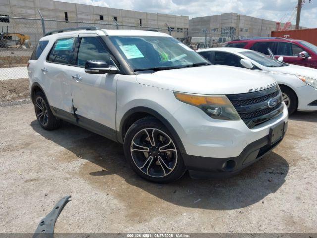  Salvage Ford Explorer